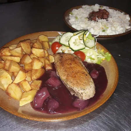 招待所 Janosikova Krcma 3*