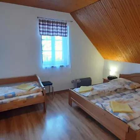 Janosikova Krcma Gasthof 3*